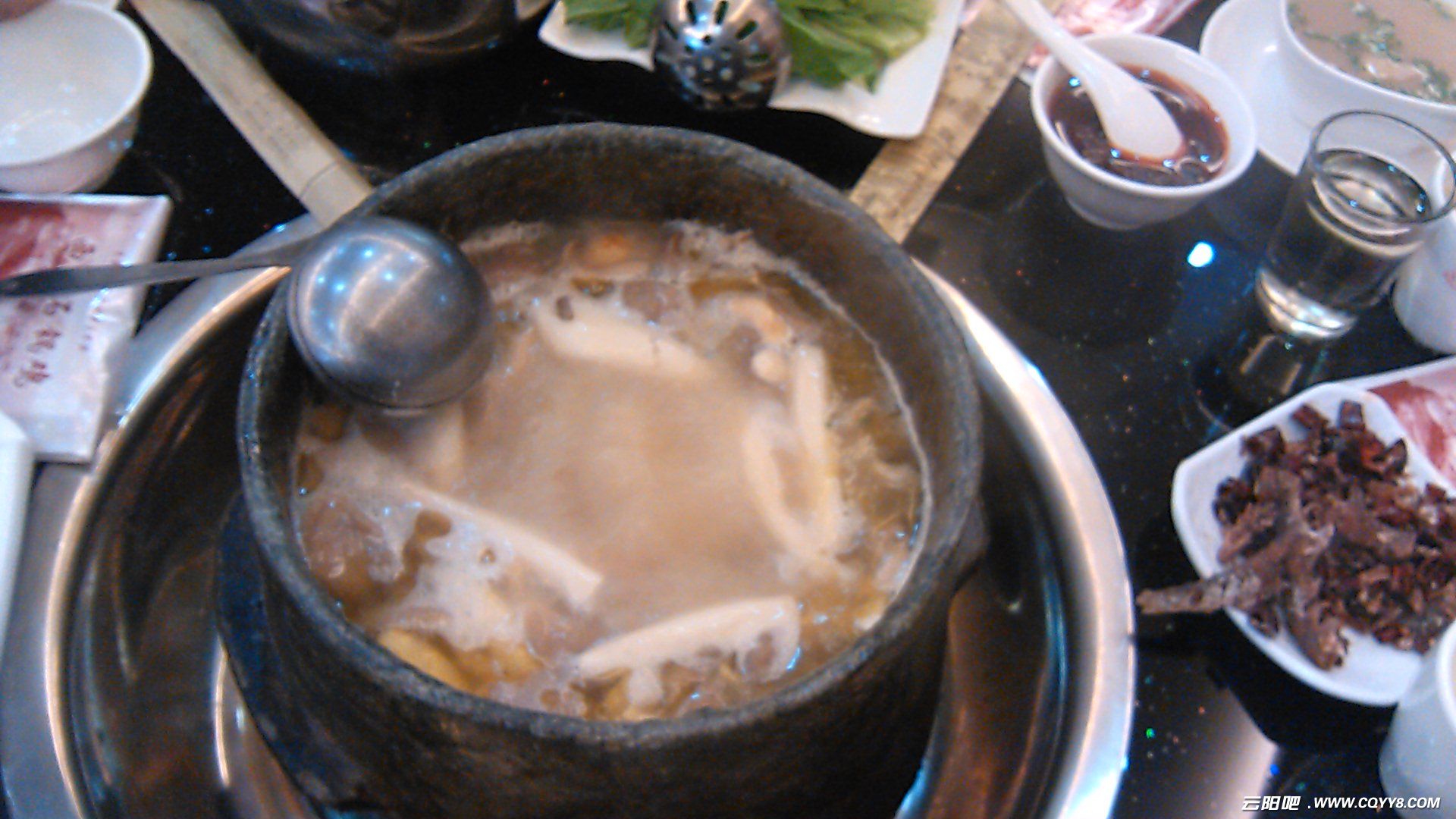 云阳“西藏石锅鸡”