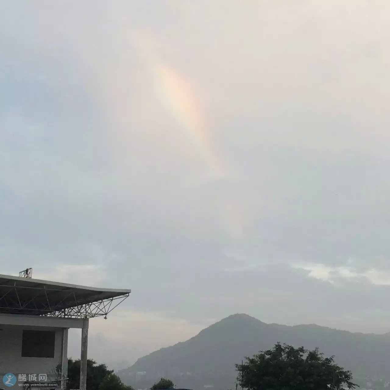 云阳今天雨后出现了彩虹！