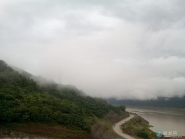 复兴拍雨后的云阳！美惨了！