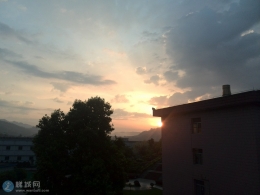 今天6点半的日出