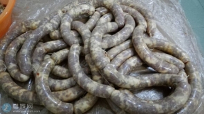 香肠是这么灌出来的