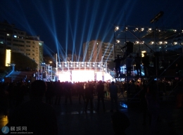 今天晚上，家乐佳装饰在云阳搞的开业庆典晚会