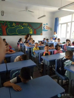 开学啦！课堂上！