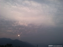 云阳万步梯欣赏日暮夕阳！