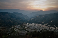 梯田，何方。。。